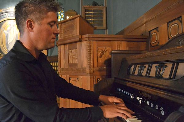 Lars David Kellner Harmonium Lars David Kellner c 2022